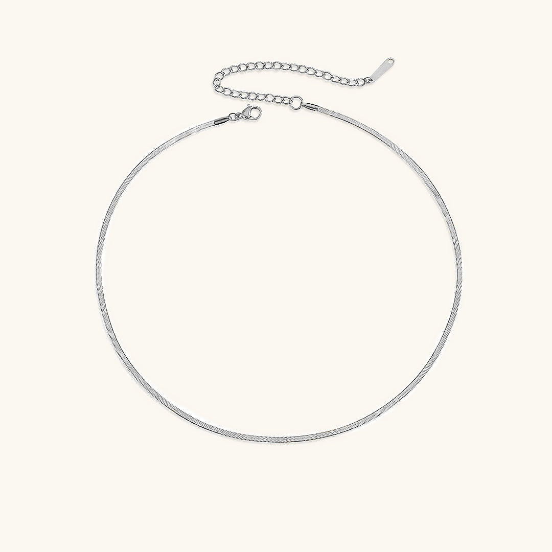 Elizabeth Herringbone Chain Necklace