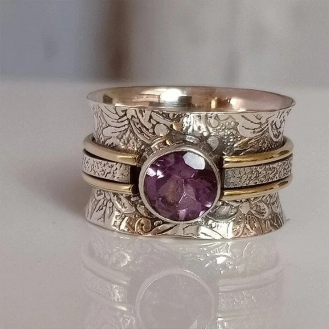 Artisan Silver Spinner Ring with Amethyst Gemstone