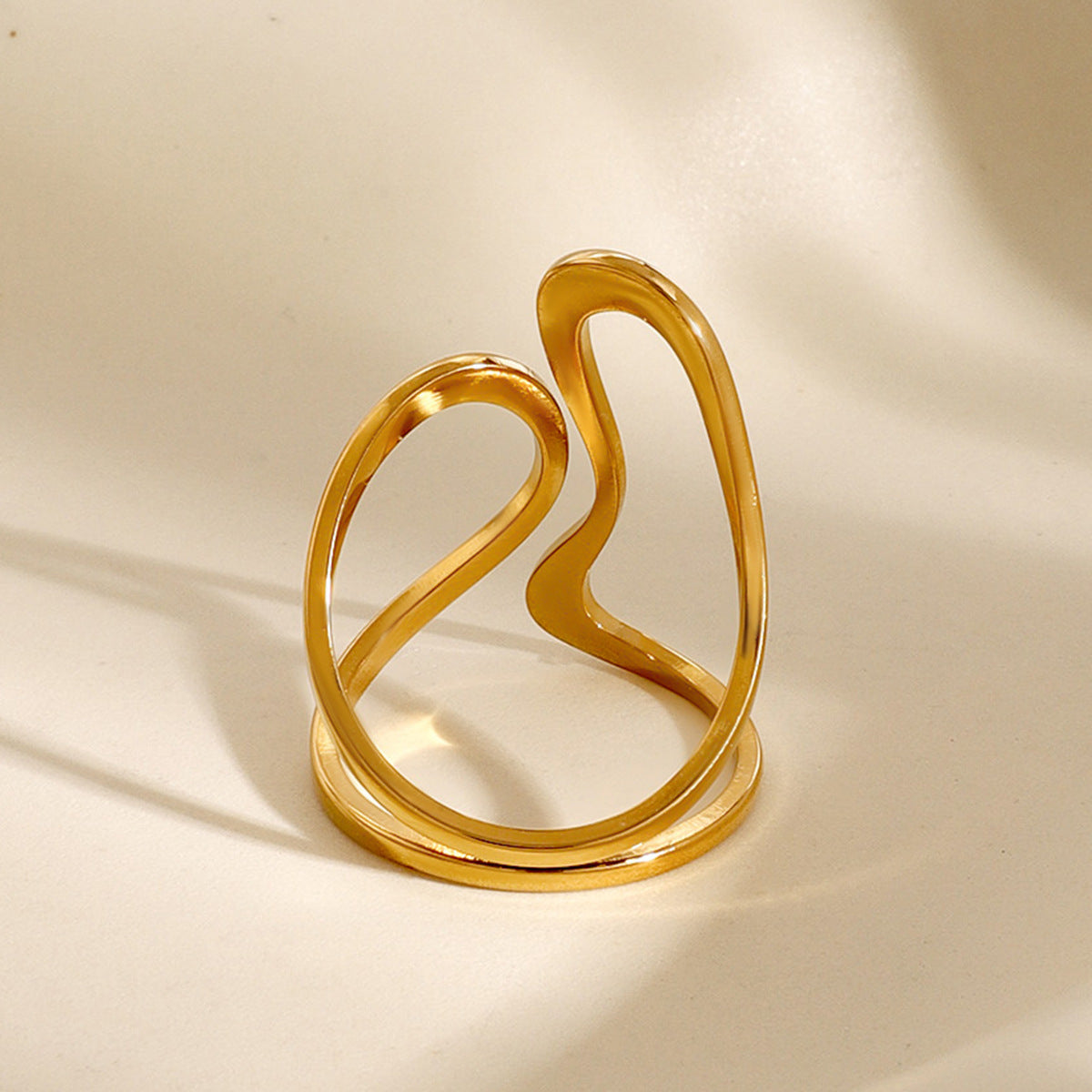 Isla Abstract Gold Ring