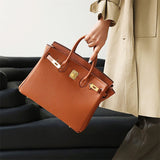 Genuine Leather Structured Tote Bag – Classic Craftsmanship with Elegant Edge