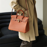 Genuine Leather Structured Tote Bag – Classic Craftsmanship with Elegant Edge