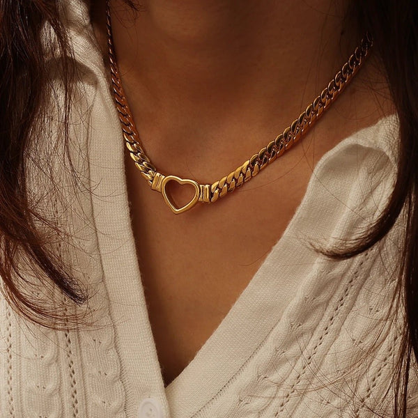 Vali Gold Heart Necklace