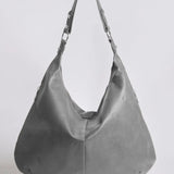 Luxe Leather Hobo Bag with Relaxed Shape – Timeless Design