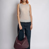 Luxe Leather Hobo Bag with Relaxed Shape – Timeless Design