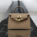 Timeless Structured Leather Bag with Elegant Handle