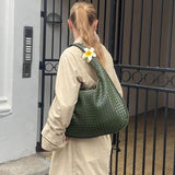 Soft Woven Shoulder Bag – Minimalist Hobo Design with Timeless Appeal
