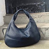 Soft Woven Shoulder Bag – Minimalist Hobo Design with Timeless Appeal