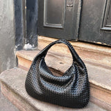 Soft Woven Shoulder Bag – Minimalist Hobo Design with Timeless Appeal