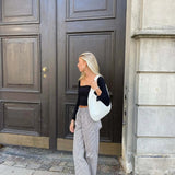 Soft Woven Shoulder Bag – Minimalist Hobo Design with Timeless Appeal