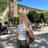 Soft Woven Shoulder Bag – Minimalist Hobo Design with Timeless Appeal